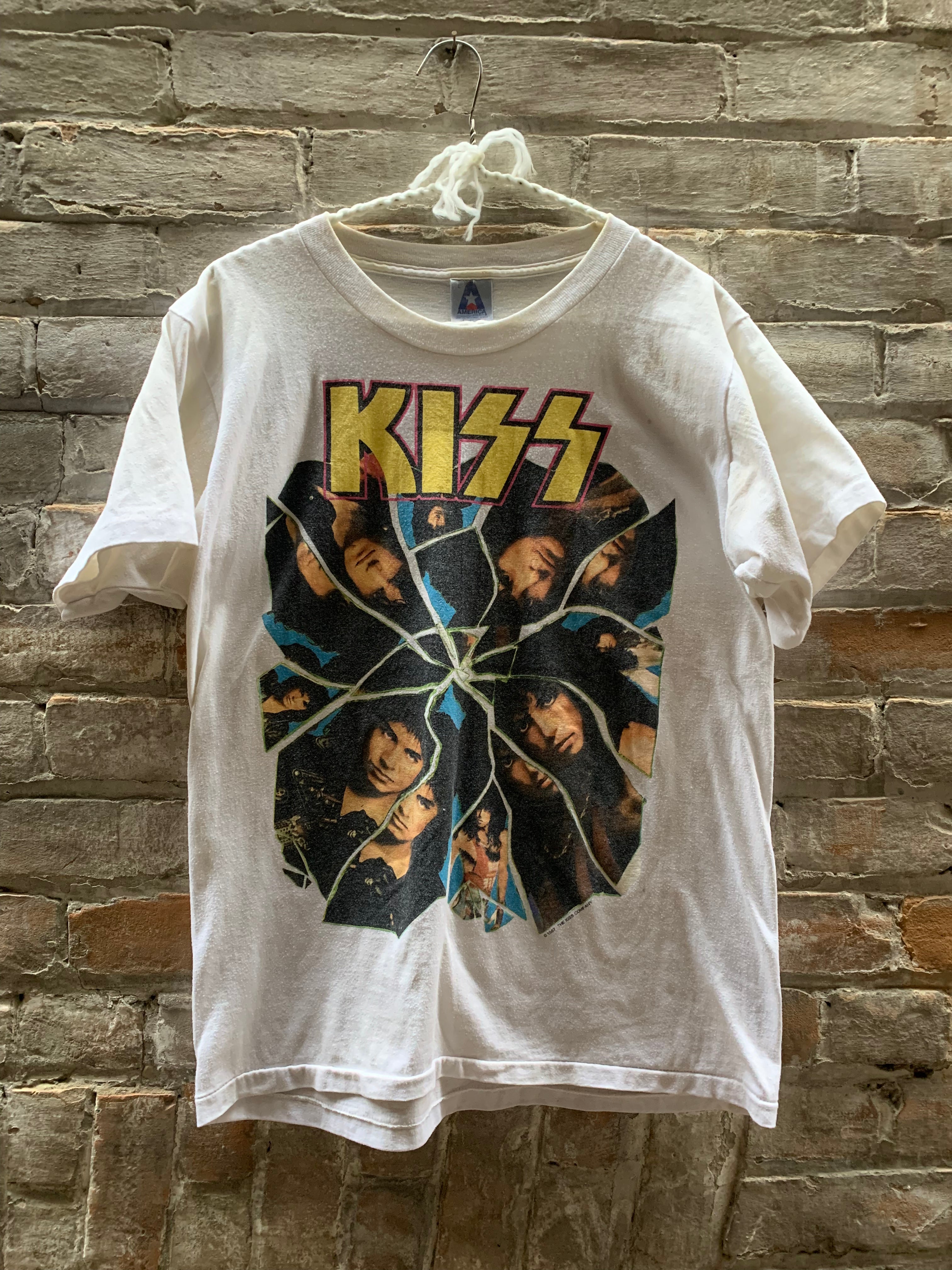 RR294) '87 KISS T- CHED radio - I Went Crazy with Kiss