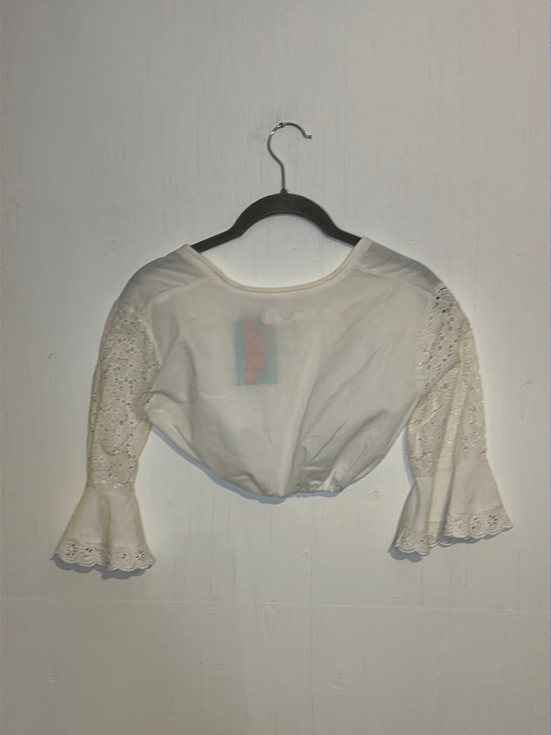 (RR2945) Vintage White Cropped Blouse