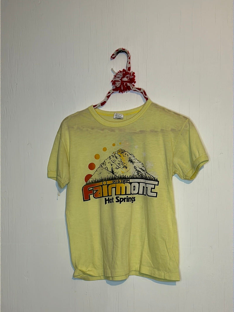 (RR2725) Fairmont Hot Springs T-Shirt