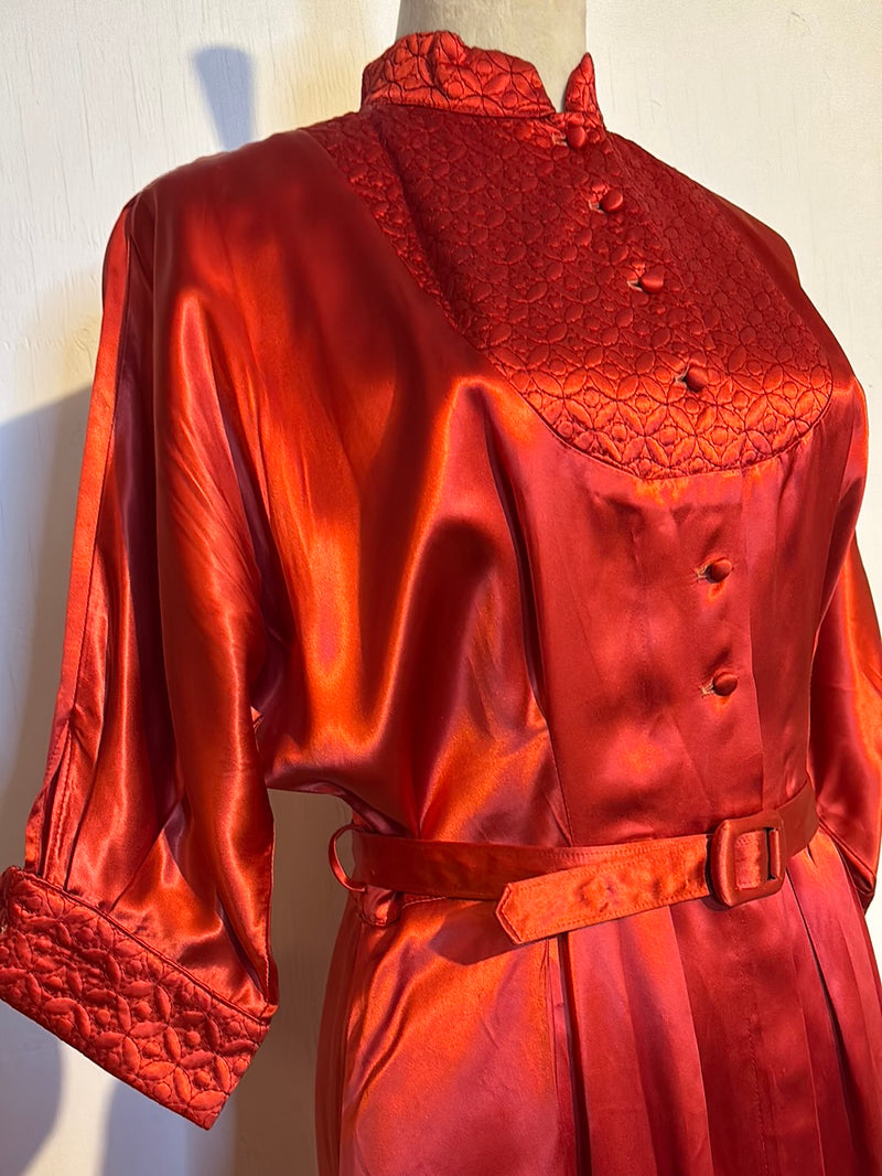 1930's Gorgeous Red Lounge Dress