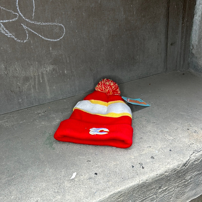 (RR2518) ’Calgary Flames’ Red, Yellow and White Colourblock Knit Toque with Pom Pom
