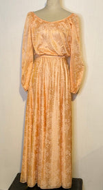 (RR2851) 60’s Peach Flowered Maxi