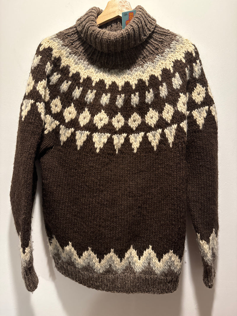 (RR3435) Cowichan Style Knit Wool Pullover Sweater