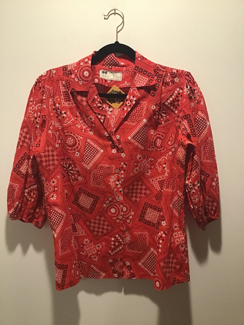 (RRSG152) Carefree Fashions bandana print shirt