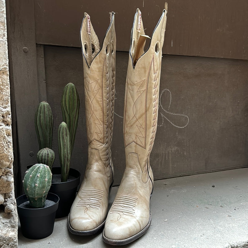 (RR3052) Light Grey Tall Cowboy Boot