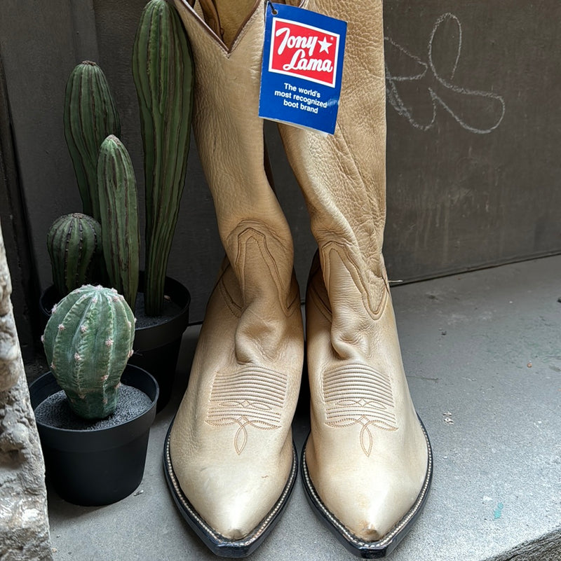 (RR3075) Beige Rawhide Tony Lama Vintage Cowboy Boots