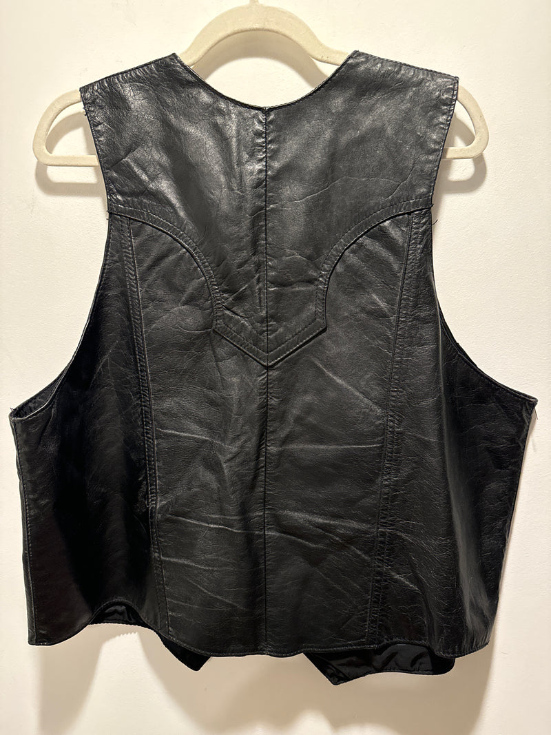 (RR3485) Black Leather Vest with Western Cut Details