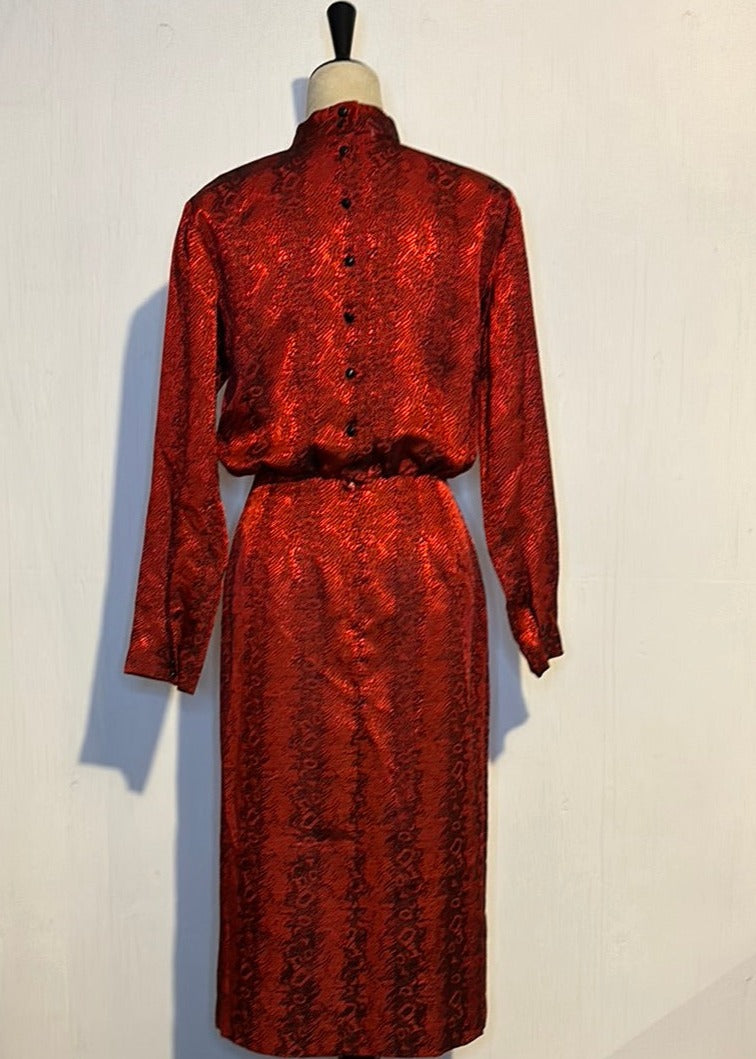(SG033) Red Dress