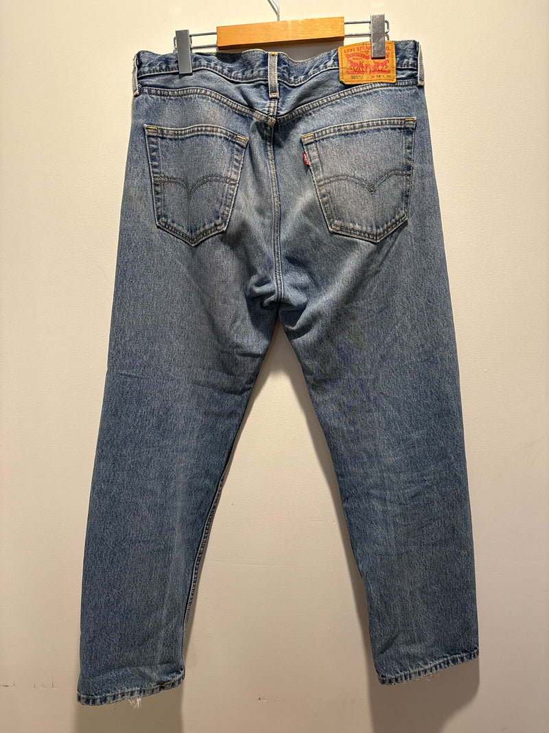 (RR3312) Levi’s 505 Denim Jeans