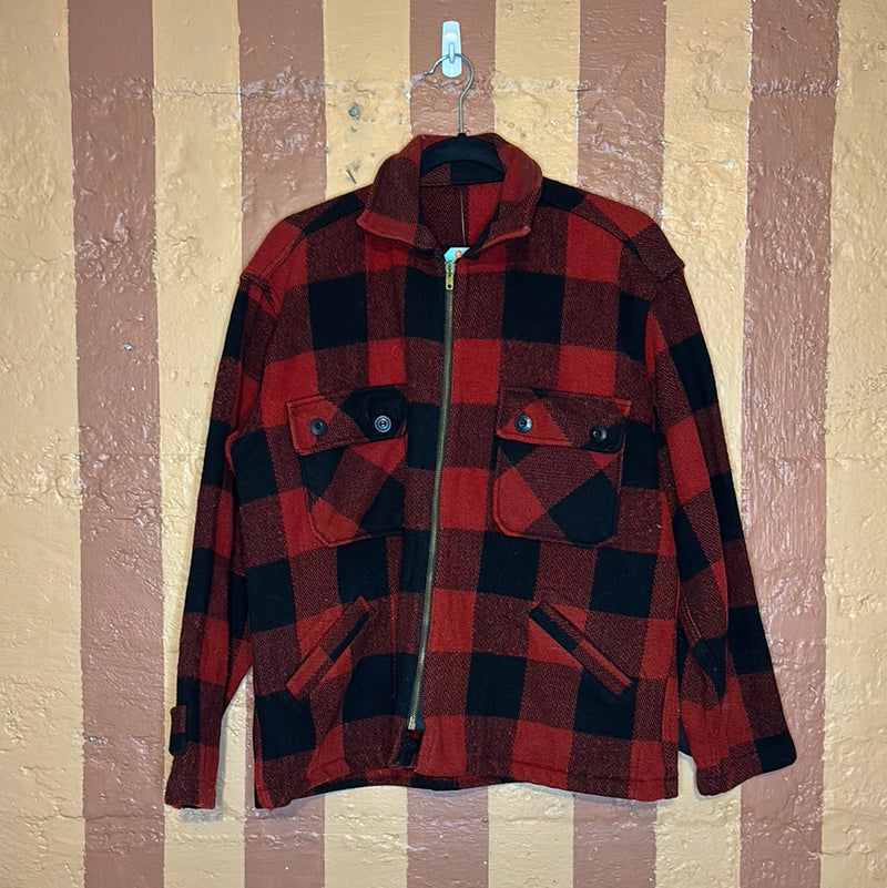 (RR2620) Vintage Red and Black Plaid Wool Collared Zip Down