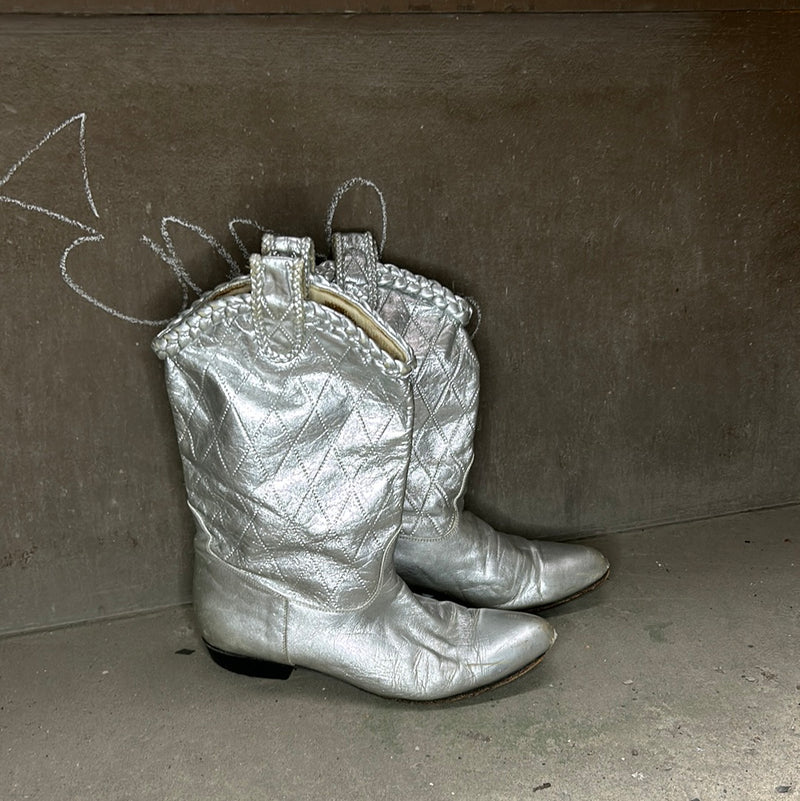 (RR2502) Silver Leather Cowboy Boots