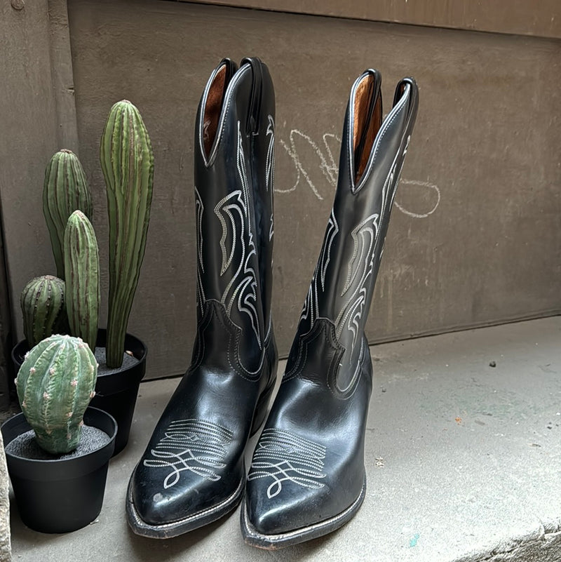 (RR3076) Black Cowboy Boot