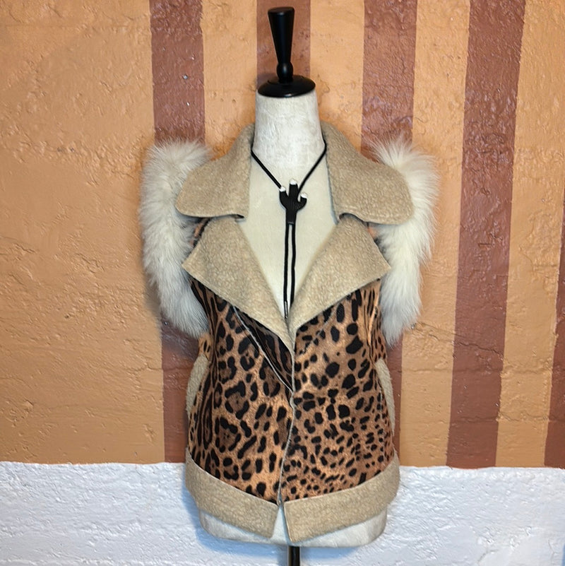 (RR2679) Modern Leopard Print Faux Fur Trim Vest