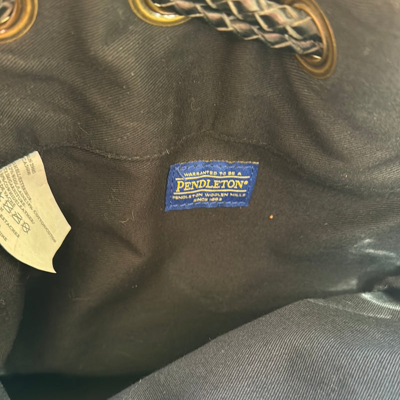 (RR2838) Pendleton Bucket Bag