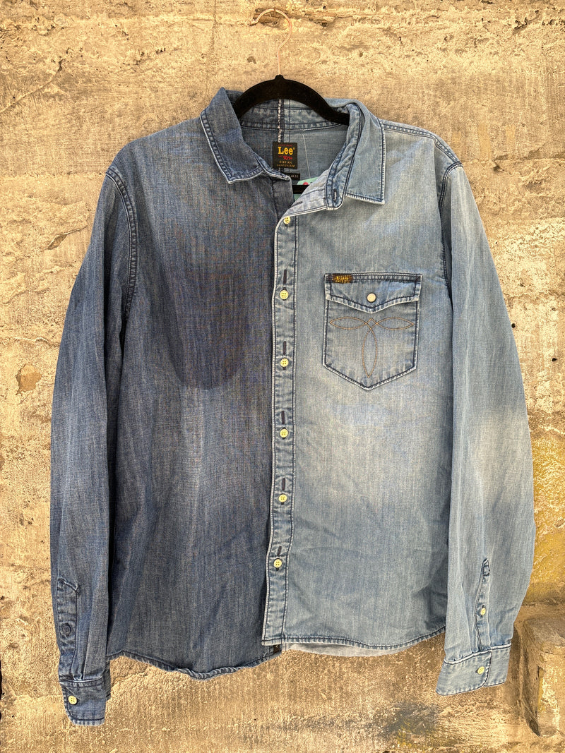 (RR3199) Lee Two Tone Denim Button Down Shirt