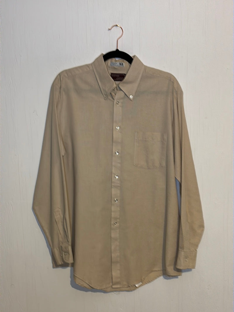 (RR2810) Vintage Neutral Button Down Collared Shirt