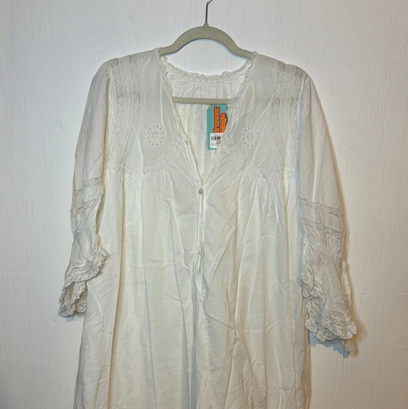 (RR2932) 1930s-40s White Lace Full Length Nightgown