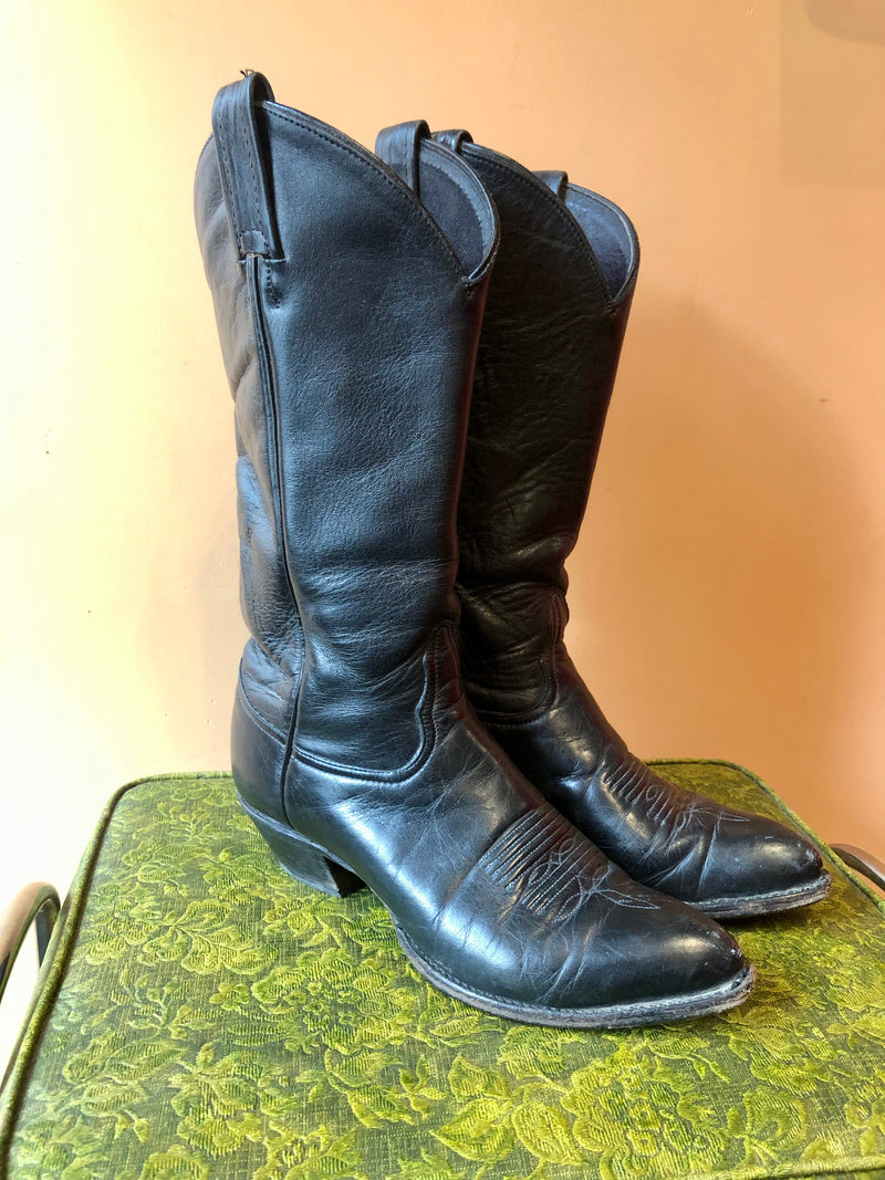 (RR2365) Laredo Plain Black Leather Cowboy Boots