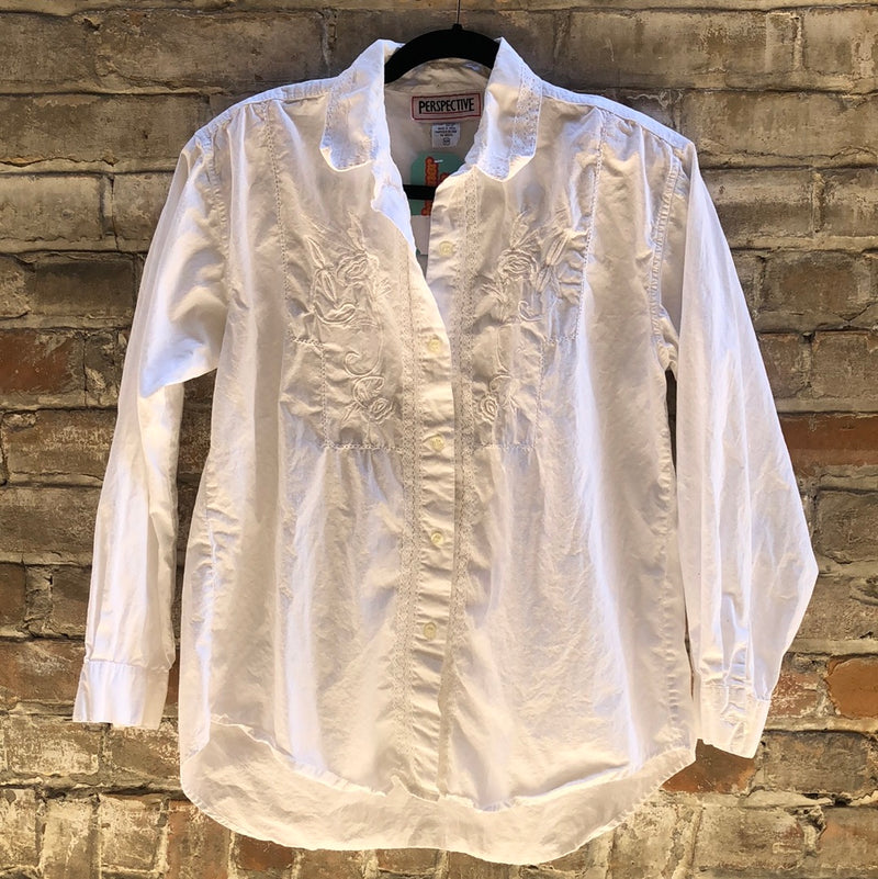 (RR2023) White Embroidered Western Button Down