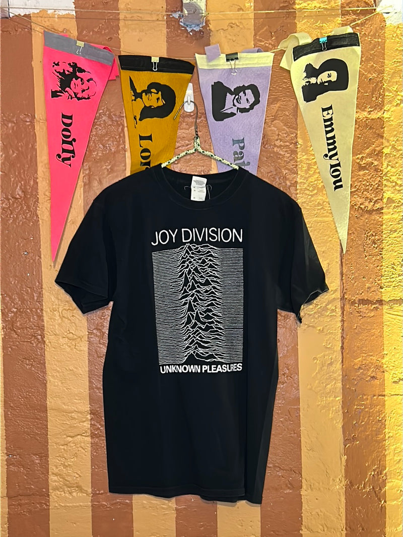 (RR2071) Joy Division Unknown Pleasures T-Shirt