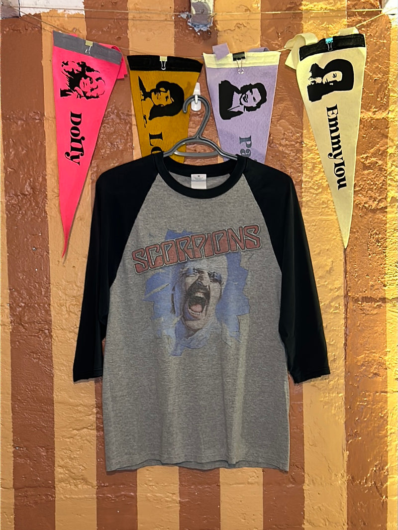 (RR2091) Scorpions Baseball T-Shirt