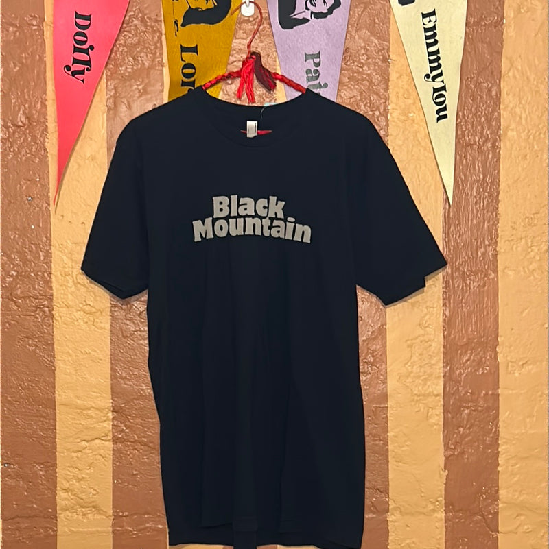 (RR1787) Black Mountain Merch T-Shirt