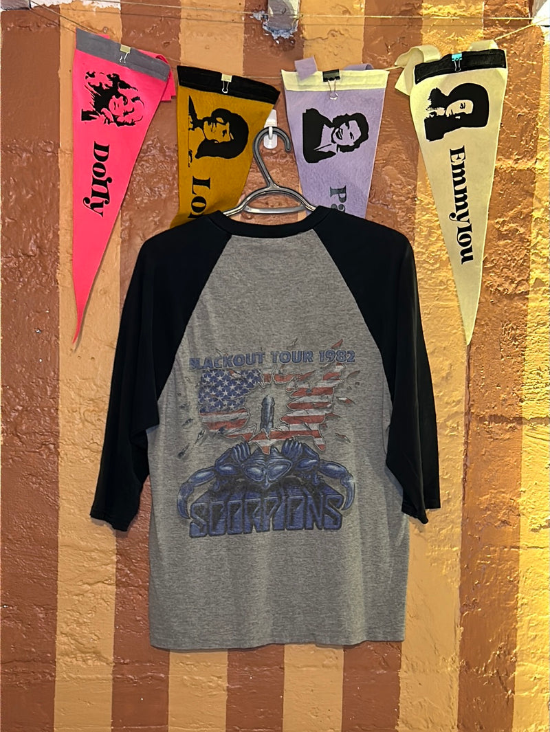 (RR2091) Scorpions Baseball T-Shirt