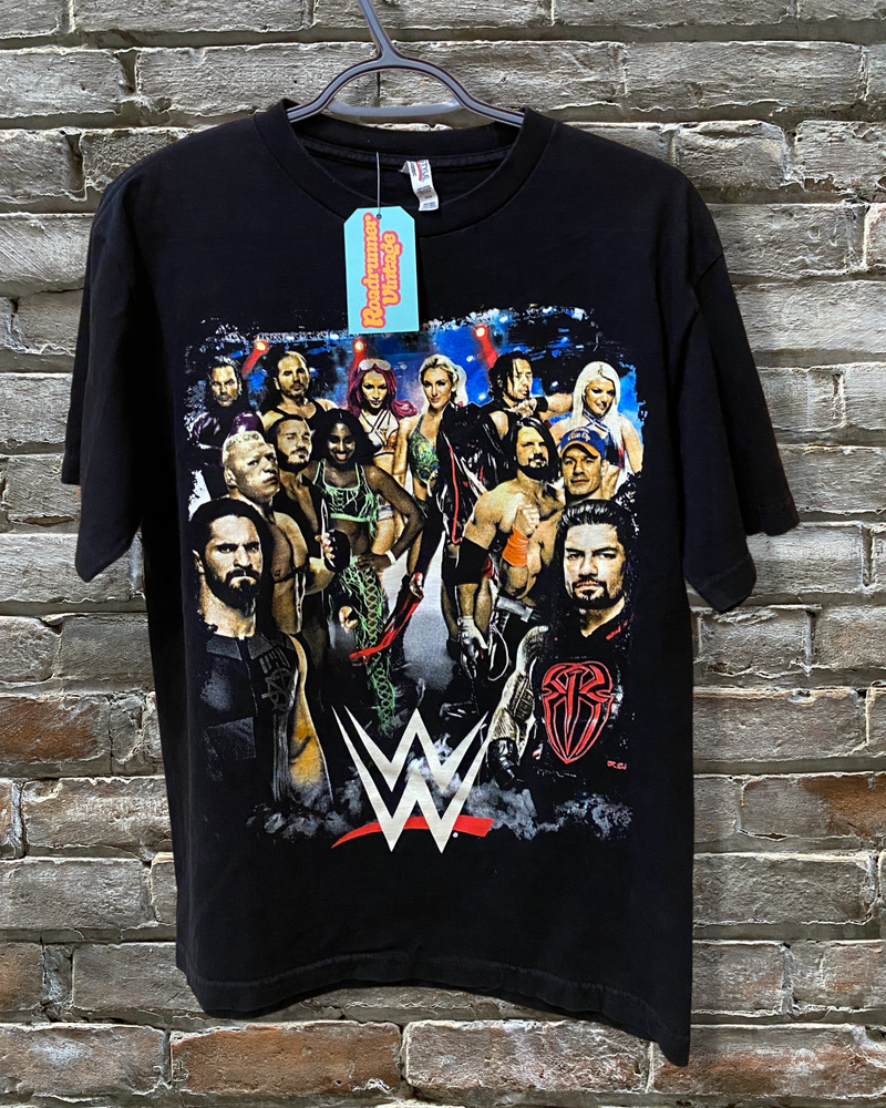 (RR680) WWE T-Shirt