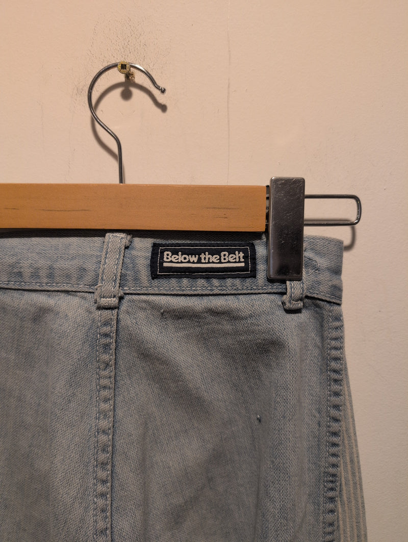 (0425RR3708) Below The Belt Stripe Panel Light Wash Denim Jeans