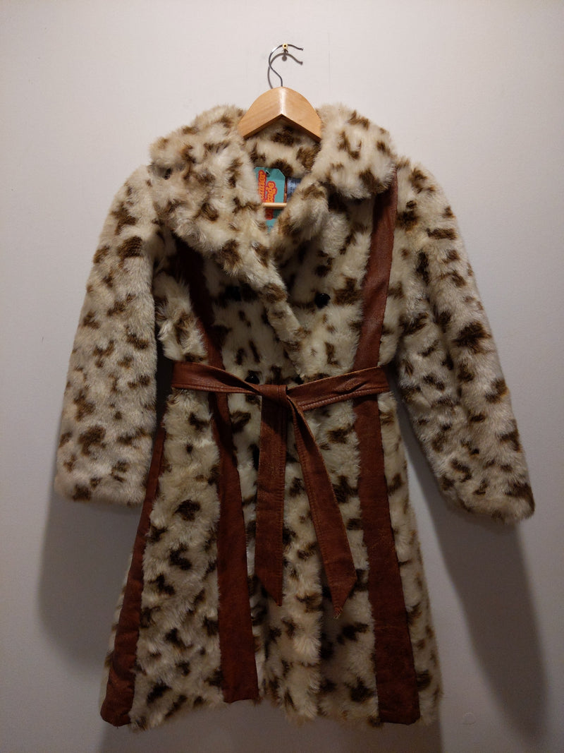 (RR3495) Spotted Fur Jacket