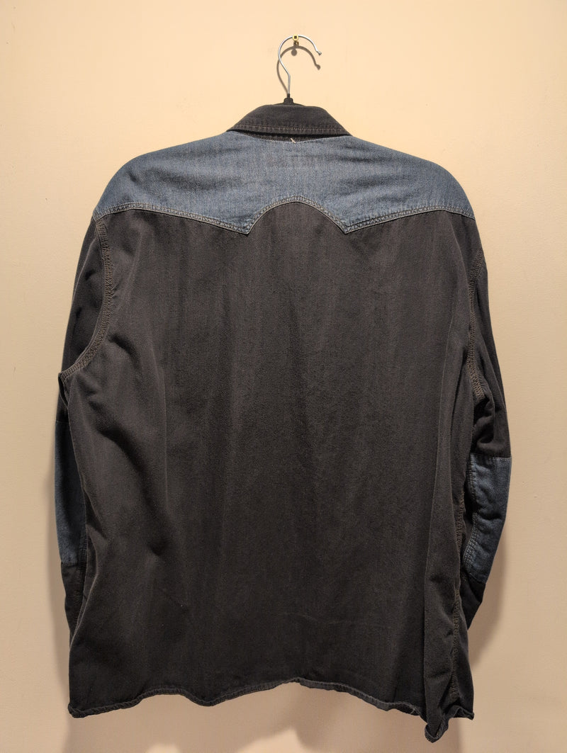 (0525RR3736) Two Tone Denim Panel Black Pearl Snap Shirt