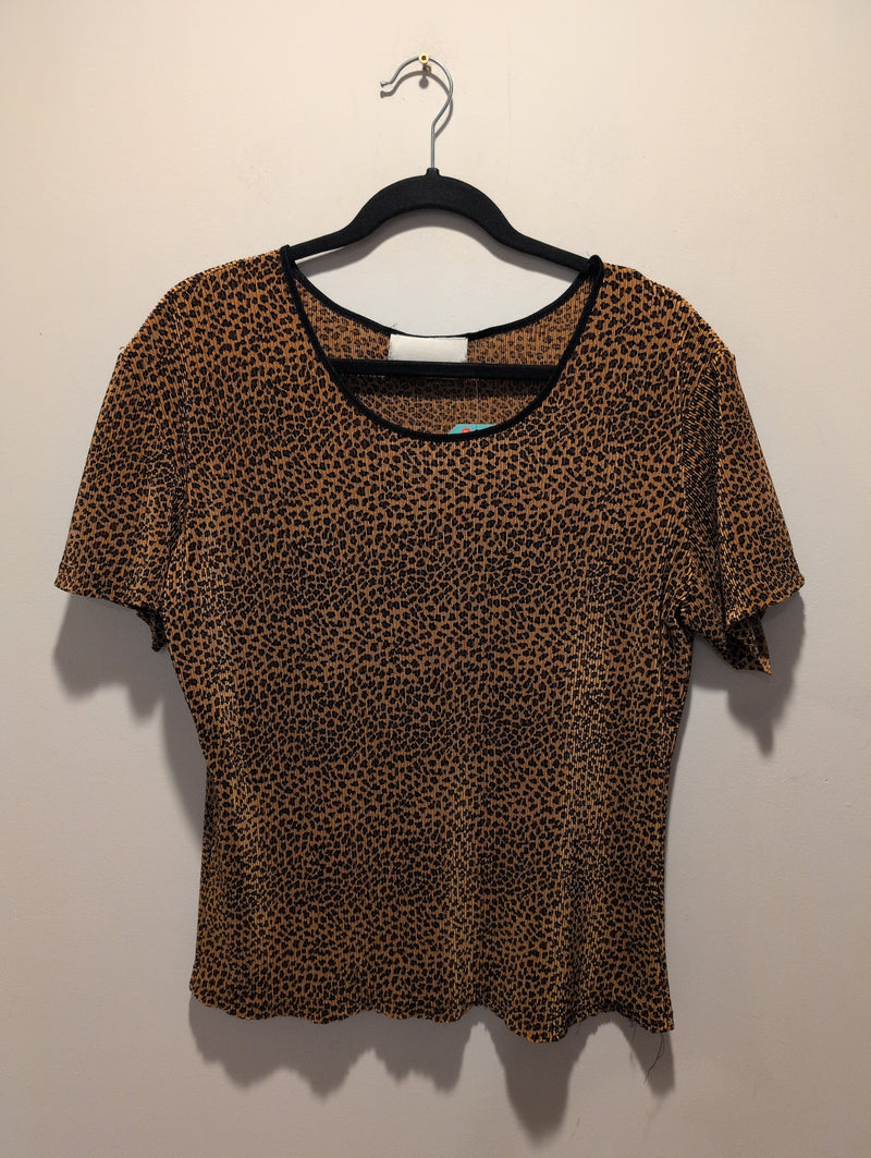 (0525RR3740) 1990s Leopard Print Short Sleeve Blouse
