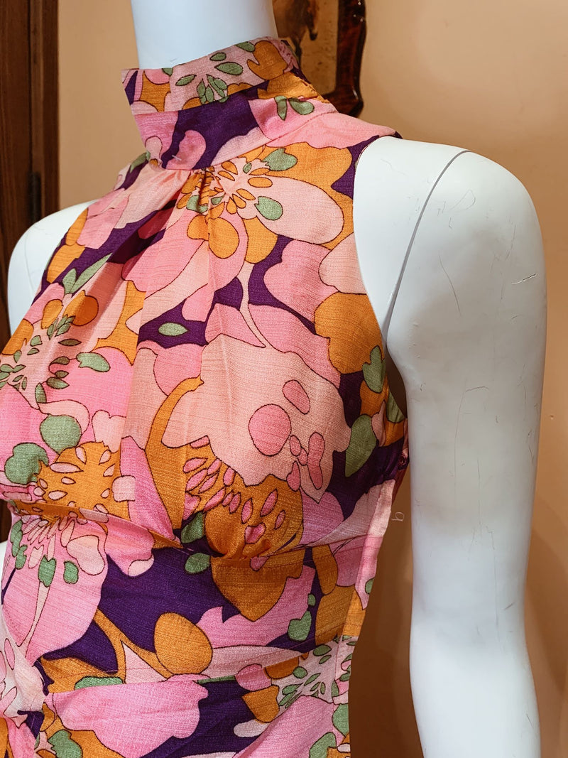(AP013) Psychedelic Pink Floral