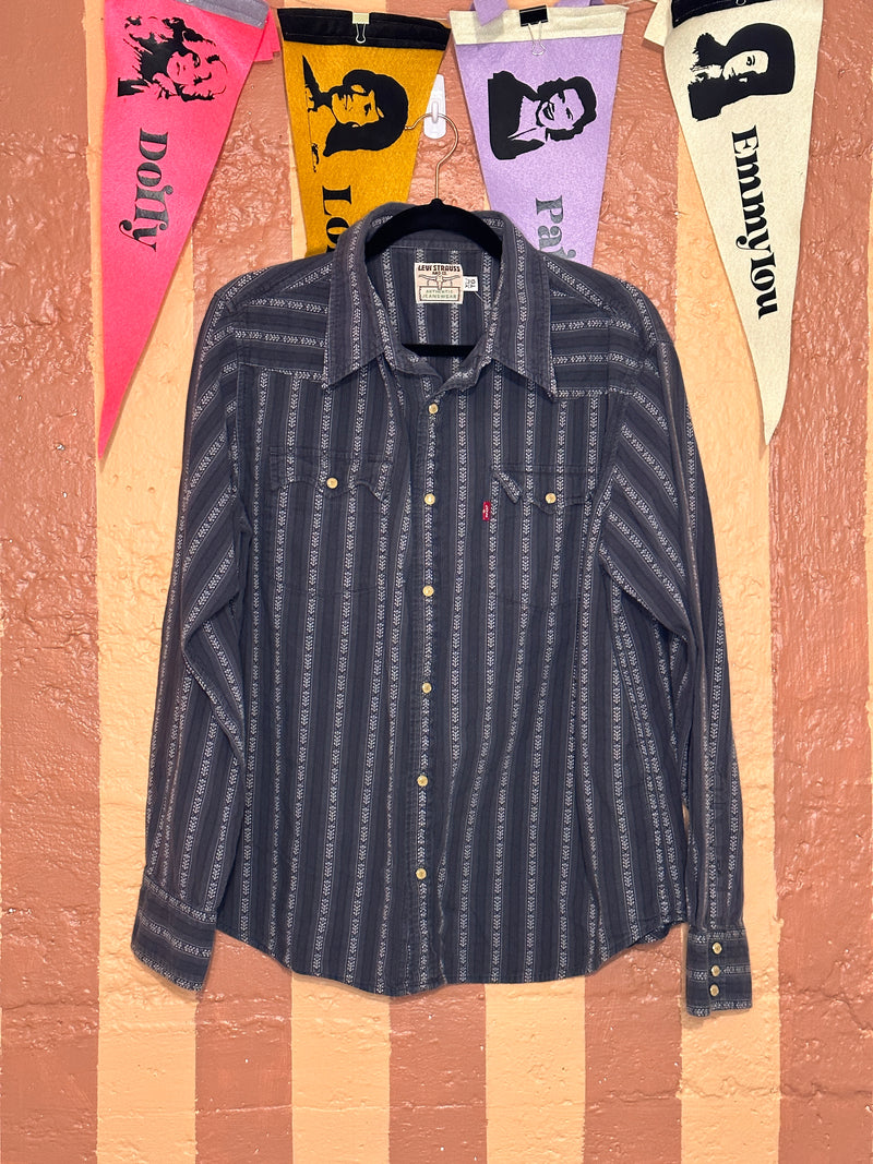 (RR1692) Levis Pearl Snap Button Shirt
