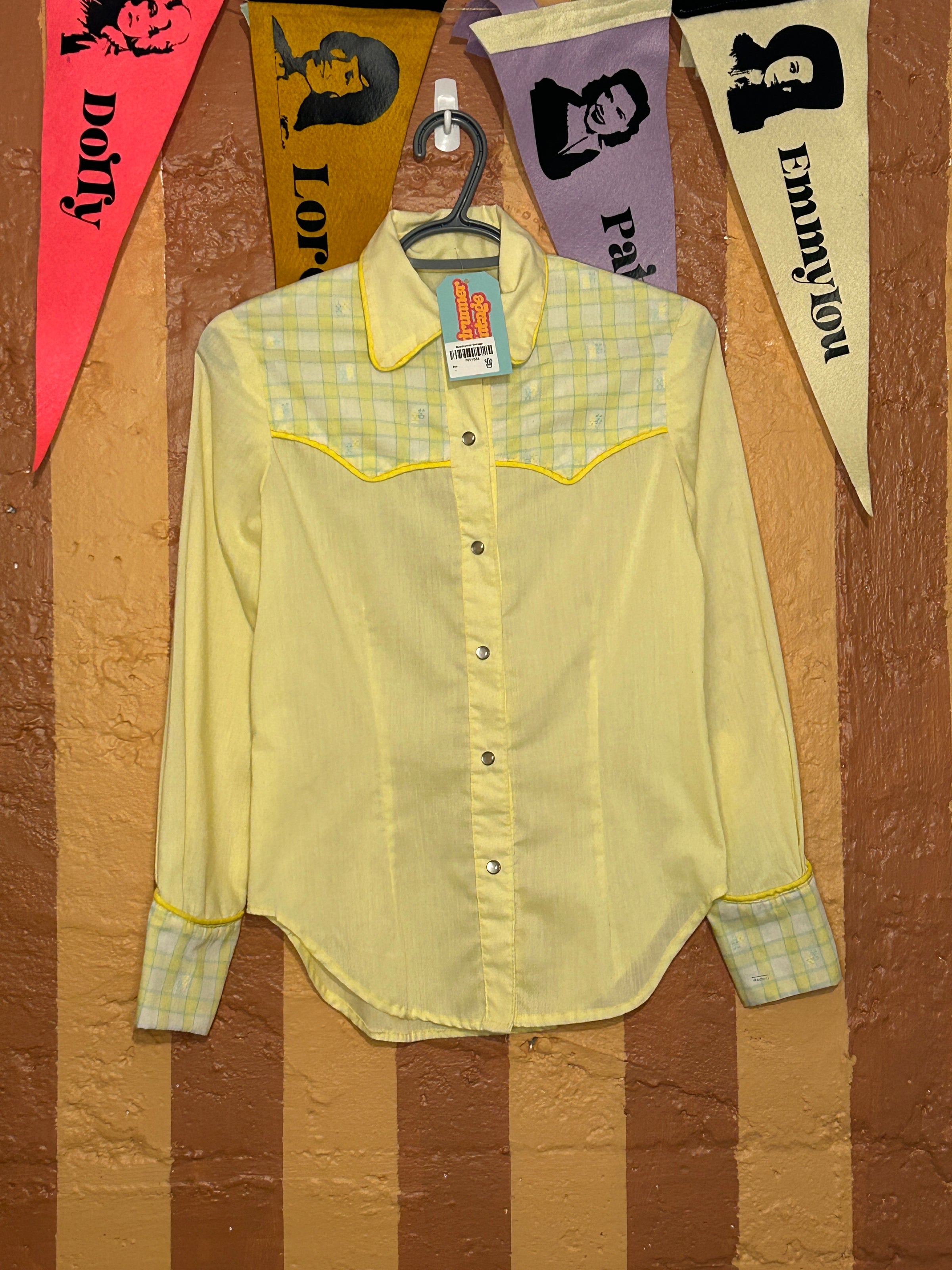 RR1584) Ladies Cut Butter Yellow Pearl Snap Western Shirt