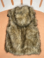(RR1322) Talula Faux Fur Vest w/ Oversized Hood (Modern)